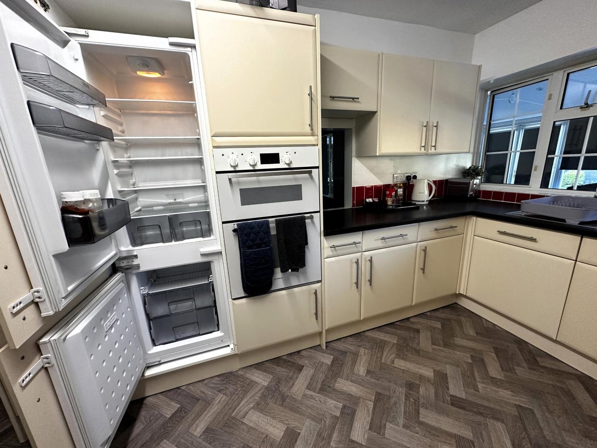 Kennedy Villa - 5 Bedroom House With Hot Tub, Wifi, Free Parkings, Close To Bicester Village Εξωτερικό φωτογραφία