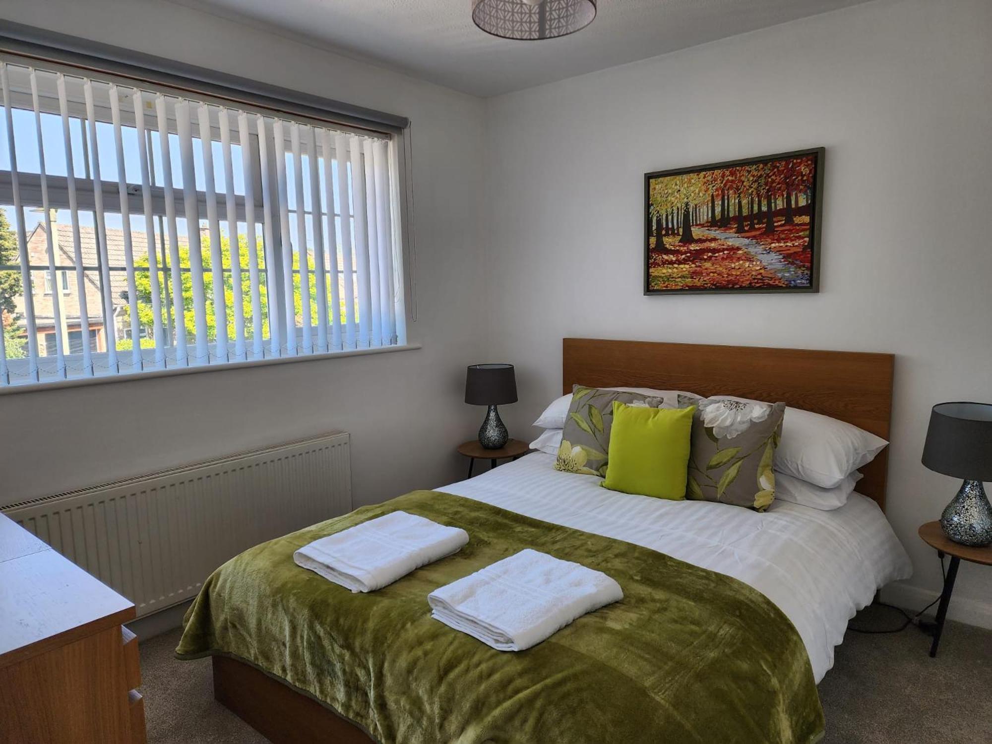 Kennedy Villa - 5 Bedroom House With Hot Tub, Wifi, Free Parkings, Close To Bicester Village Εξωτερικό φωτογραφία