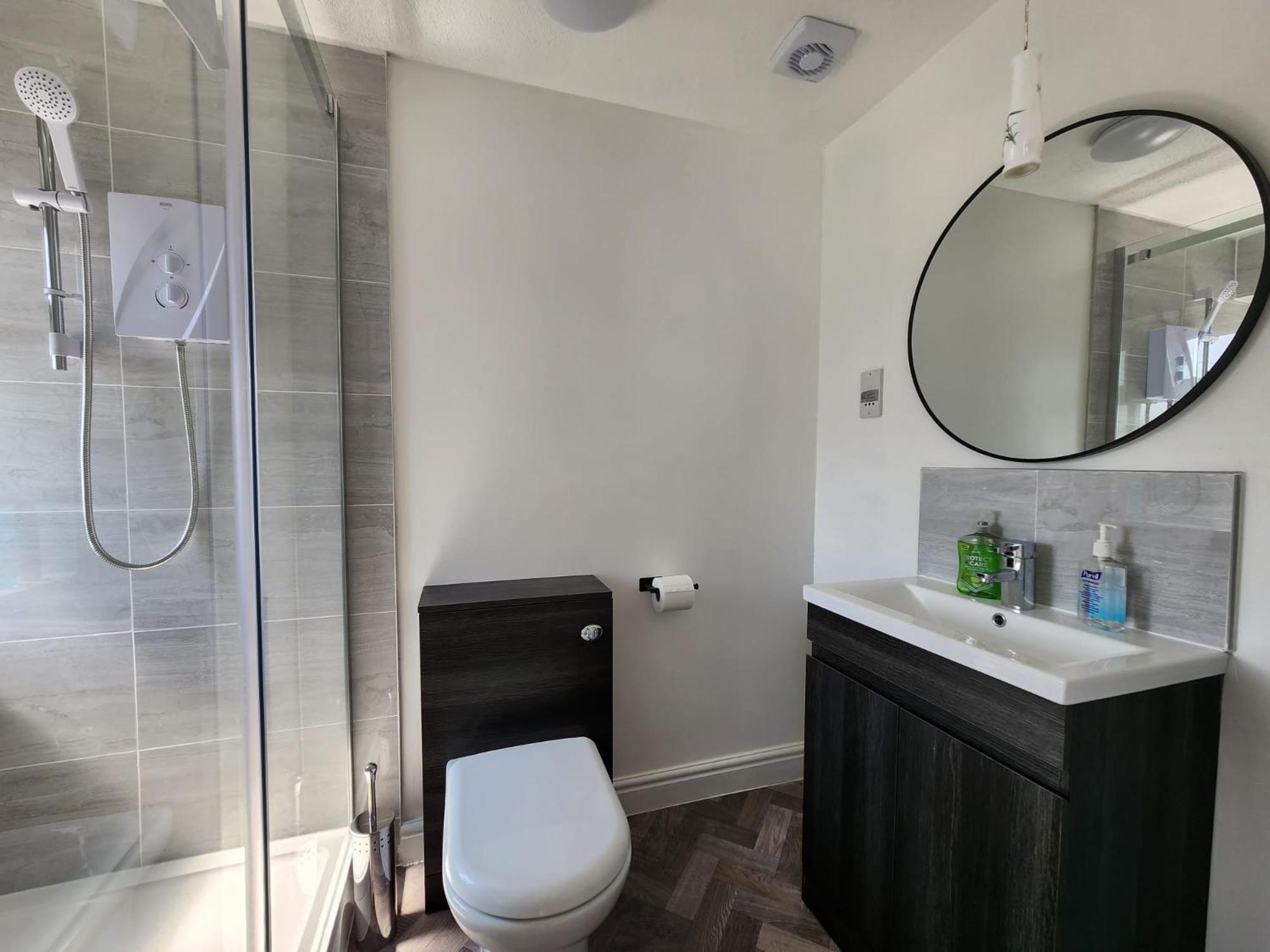 Kennedy Villa - 5 Bedroom House With Hot Tub, Wifi, Free Parkings, Close To Bicester Village Εξωτερικό φωτογραφία